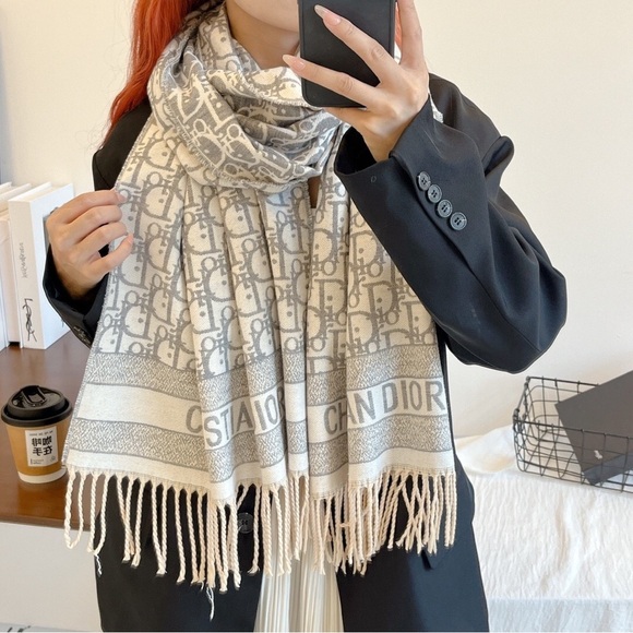 Dior Gray Patterned Men's Scarf - Picture 2 of 3
